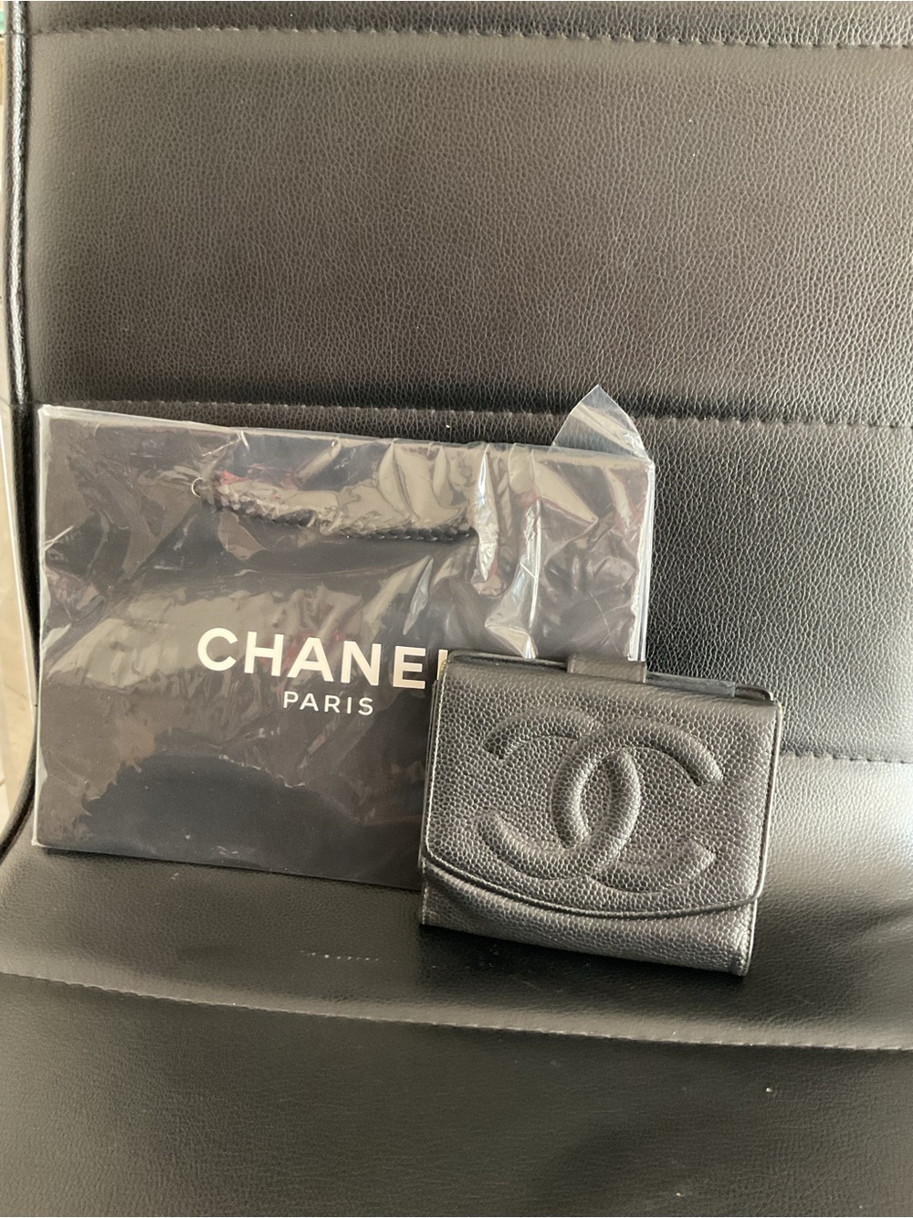 CHANEL Black Caviar Leather Small Wallet with CC Logo